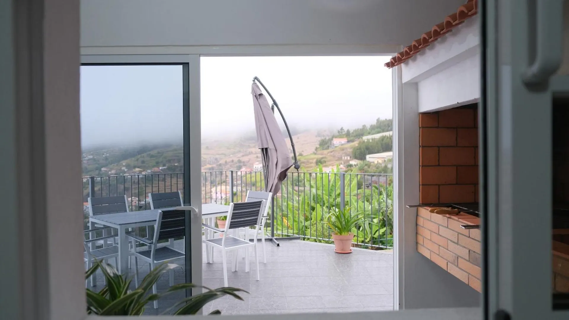 Willa Quinta Do Carmo House With View Calheta  Calheta (Madeira)
