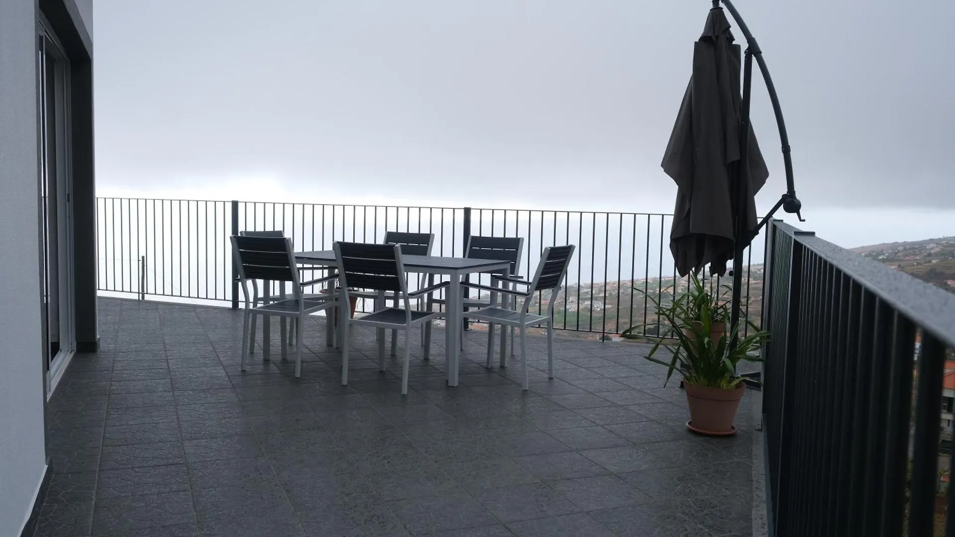 Willa Quinta Do Carmo House With View Calheta  Dom wakacyjny